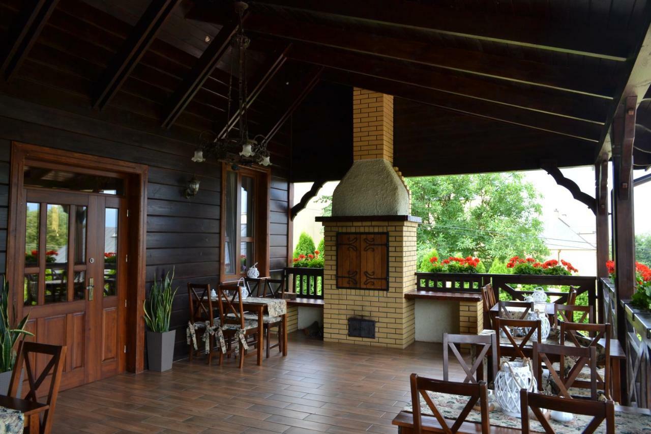 Pod Katedra Acomodação com café da manhã Drohiczyn Exterior foto